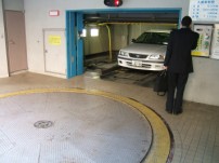 Car vending machine